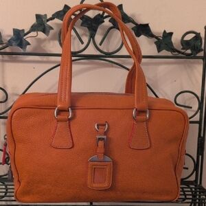 🧡PRADA PEBBLE LEATHER SATCHEL🧡